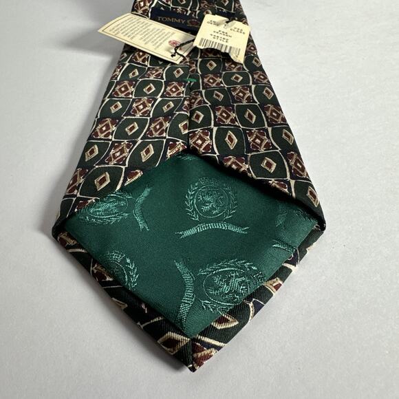 NEW Vintage Tommy Hilfiger Men’s Tie Green Medal Medallions Italian Silk USA - Picture 5 of 5